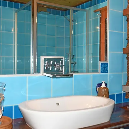 Splendida In Riva Al Mare Villa *