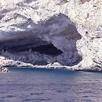Splendida In Riva Al Mare 빌라 *