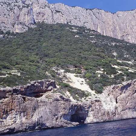 Splendida In Riva Al Mare Villa Orosei